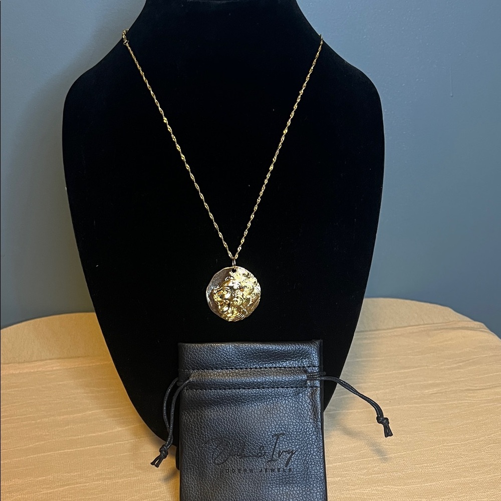 Oak & Ivy Lion Goldtone Pendant Necklace